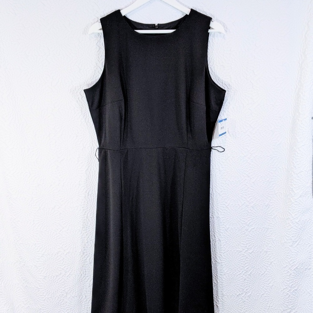AK Anne Klein Belted Sleeveless Tailored LBD